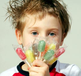 Azofarbstoffe in Lebensmitteln: Für hyperaktive Kinder ungeeignet?  Schutz vor Azofarbstoffen - Krebs und Azofarbstoffe - zugelassene Azofarbstoffe - pseudoallergische Symptome - Hyperaktivität - Tartrazin