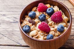 Vollwert-Rezepte: Frischkorn müsli vollwertig