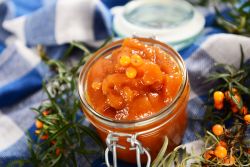 Sanddorn-Gemüse-Relish